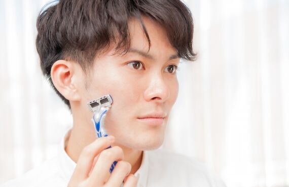 こんなお悩みありませんか？【髭剃りが面倒、青ひげが気になる】その悩みは脱毛で解決できます！サロンローズフロー